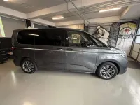 Gebraucht VW Multivan Style 150 PS (110 kW) 2021 Indiumgrau metallic Van / Kleinbus