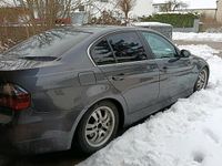 Gebraucht BMW 325 218 PS (160 kW) 2005 Grau Limousine