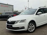 Gebraucht Skoda Octavia Style 150 PS (110 kW) 2019 Bila moon/moon white Kombi
