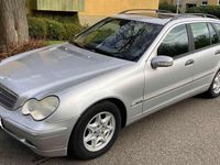 Gebraucht Mercedes C200 Classic 122 PS (89 kW) 2004 Grau Kombi