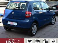 Second-hand VW Fox 54 CP (39 kW) 2006 Albastru Hatchback
