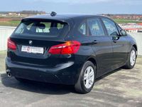 gebraucht BMW 216 Automatik*Advantage*Navi*LED*