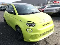 Neu Abarth 500e Turismo 114 kW (155 PS) 2025 Acid green Kleinwagen