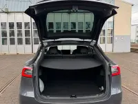 Käytetty Tesla Model Y Standard Range 219 kW (299 HP) 2023 Harmaa Katumaasturi