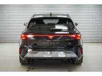 Gebraucht Cupra Leon 333 PS (244 kW) 2025 Midnight black metallic (0e) (metallic) Kombi
