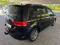 Gebraucht VW Touran Comfortline 150 PS (110 kW) 2026 Schwarz Van / Kleinbus