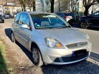 gebraucht Ford Fiesta 1.3 44kW Style Style