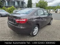Gebraucht Lada Vesta 106 PS (77 kW) 2017 Limousine