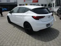 Gebraucht Opel Astra Elegance 145 PS (106 kW) 2020 Summit white Limousine