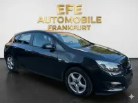 Gebraucht Opel Astra Active 131 PS (96 kW) 2013 Schwarz Limousine