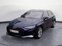 Gebraucht Audi A3 Advanced 150 PS (110 kW) 2025 Navarrablau metallic Limousine