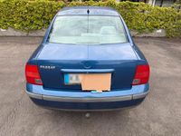 Second-hand VW Passat 101 CP (74 kW) 1999 Albastru Berlinǎ