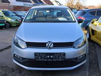 Gebraucht VW Polo Comfortline 75 PS (55 kW) 2017 Blue silk metallic Kleinwagen