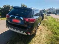 Gebraucht Mitsubishi Outlander P-HEV 224 PS (164 kW) 2021 Schwarz SUV