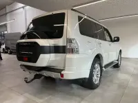 Gebraucht Mitsubishi Pajero Top 190 PS (139 kW) 2018 Weiß SUV