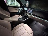 Gebraucht BMW 320 184 PS (135 kW) 2020 Schwarz Kleinwagen