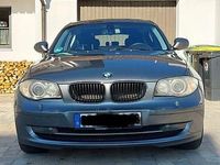 Usado BMW 123 Performance 204 HP (150 kW) 2010 Cinzento Citadino