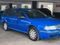 Gebraucht Skoda Octavia Tour 105 PS (77 kW) 2002 Blau Kombi
