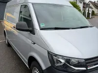 Gebraucht VW Transporter 150 PS (110 kW) 2017 Grau Van