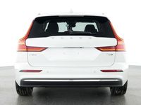 Gebraucht Volvo V60 Plus 398 PS (292 kW) 2025 Crystal white pearl / metallic Kombi