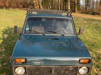 Gebraucht Lada niva 82 PS (60 kW) 2005 Grün SUV
