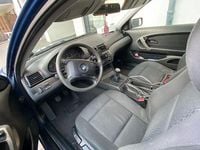 Gebraucht BMW 316 Basis 116 PS (85 kW) 2001 Blau Limousine