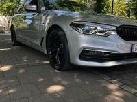 Gebraucht BMW 525 M Sport 231 PS (169 kW) 2019 Silber Kombi