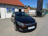 Gebraucht Opel Astra Innovation 165 PS (121 kW) 2012 Braun Kombi