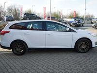 gebraucht Ford Focus Turnier 1.5 Ecoboost Aut. Navi Tempomat