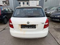 Gebraucht Skoda Fabia 60 PS (44 kW) 2009 Weiß Kombi