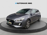 Gebraucht Hyundai i30 Trend 140 PS (102 kW) 2017 Grau Limousine