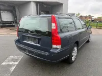 Gebraucht Volvo V70 163 PS (119 kW) 2006 Blau Kombi
