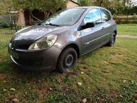 Occasion Renault Clio III Authentique 75 ch (55 kW) 2007 Bleue Berline