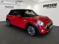 Gebraucht Mini Cooper Cabriolet 136 PS (100 kW) 2021 Solar) red (rot Cabrio