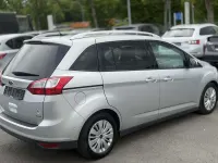 Używany Ford Grand C-Max 125 KM (91 kW) 2016 Srebrny Minivan