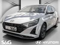 Gebraucht Hyundai i20 Trend 101 PS (74 kW) 2025 Atlas white Kleinwagen