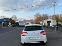 Gebraucht Citroën C4 115 PS (84 kW) 2013 Weiß Limousine