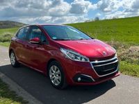 gebraucht Peugeot 208 Benzin Bj.2016 77tkm.