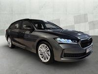 Neu Skoda Superb Selection 150 PS (110 kW) 2026 Graphitegrau metallic Kombi