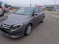 Gebraucht Mercedes B200 136 PS (100 kW) 2016 Grau Van / Kleinbus