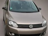 Gebraucht VW Golf VI 105 PS (77 kW) 2011 Gold Kleinwagen