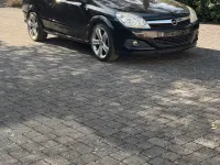 Używany Opel Astra Cabriolet 140 KM (102 kW) 2009 Czarny Kabriolet