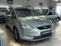 Gebraucht Ford Galaxy Ghia 145 PS (106 kW) 2009 Silber Van / Kleinbus
