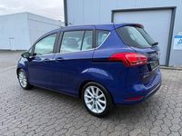 Gebraucht Ford B-MAX Titanium 140 PS (102 kW) 2017 Blau Van / Kleinbus