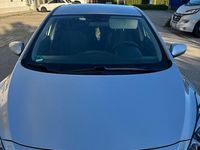 Gebraucht Hyundai i30 Trend 99 PS (72 kW) 2013 Silber Limousine