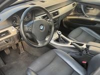 Gebraucht BMW 320 150 PS (110 kW) 2006 Grau Limousine