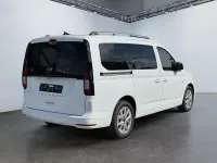 Neu Ford Tourneo Titanium 116 PS (85 kW) 2026 Weiß Van / Kleinbus