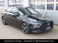 Gebraucht Mercedes A200 Night 163 PS (119 kW) 2023 Schwarz Limousine
