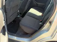 Gebraucht Ford Focus Ghia 116 PS (85 kW) 2000 Grau Limousine