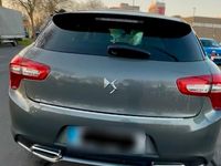 Gebraucht Citroën DS5 115 PS (84 kW) 2013 Grau Kleinwagen